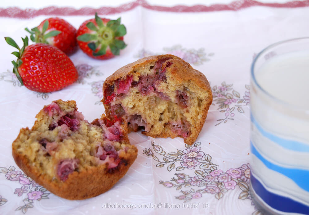 Muffinki z truskawkami – moje odkrycie na idealnie puszysty deser! 🍓